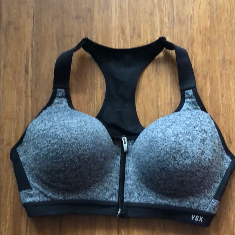 Victoria’s Secret Sports Bra NEVER WORN